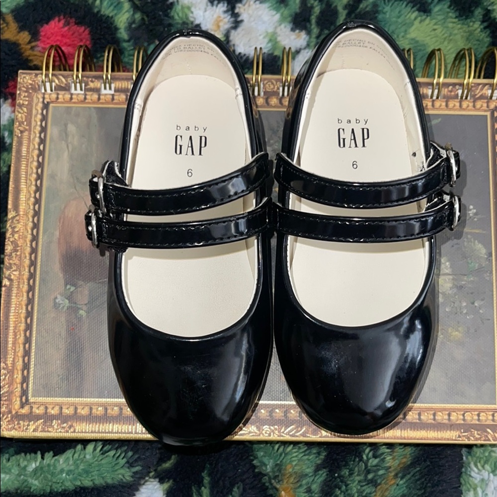 SOLD❌GAP dress shoes